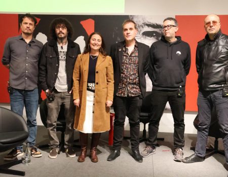 Éxito en la mesa redonda sobre la historia del rock en Lanzarote