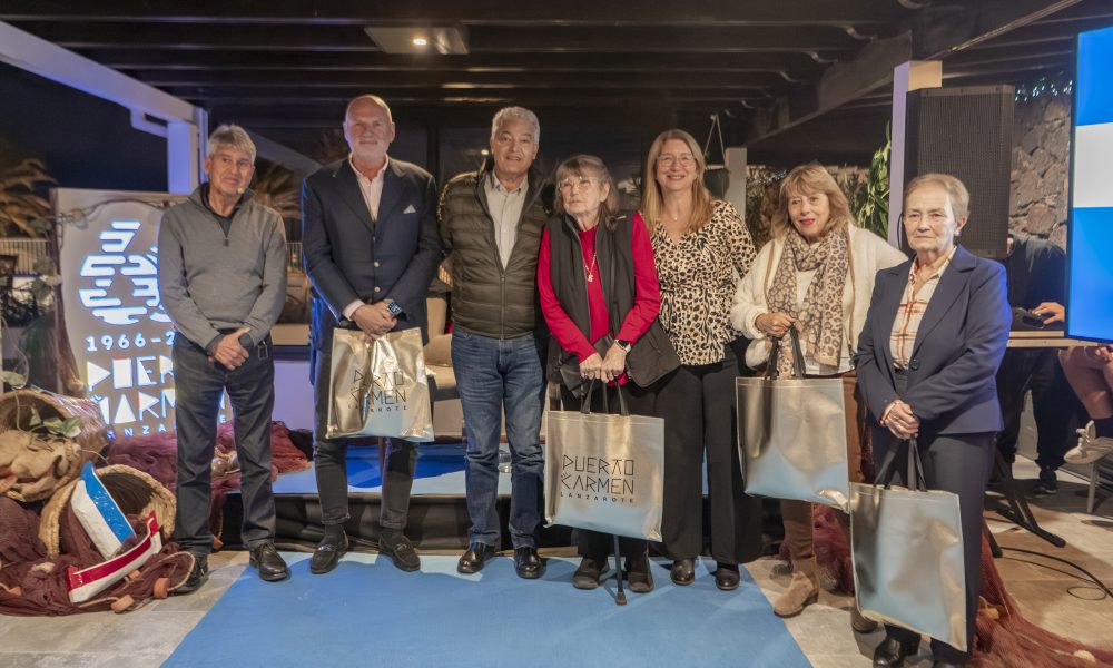 Puerto del Carmen rinde homenaje a Casas Heddy
