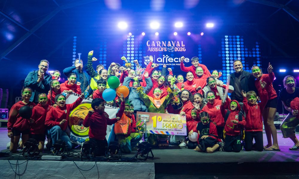 Noveleros triunfan en el Concurso de Murgas del Carnaval de Arrecife