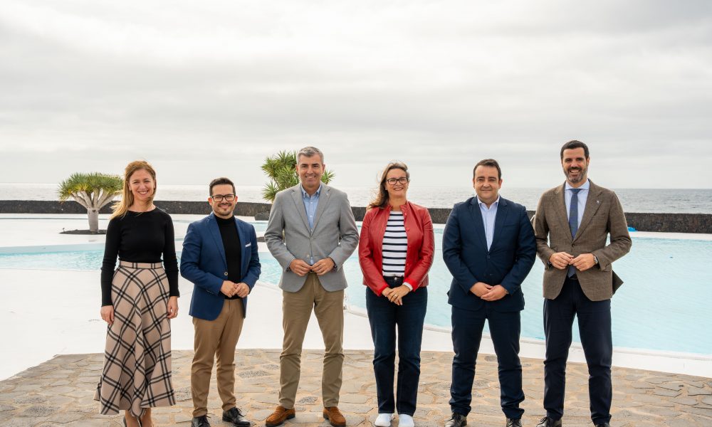 ACEA Lanzarote. El Gobierno de Canarias presenta en Lanzarote el Plan de Respaldo al Autónomo.