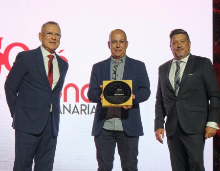 El restaurante del Castillo de San José celebra sus 50 años con un Reconocimiento en los premios ¡Qué Bueno Canarias!