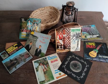 Exposición de discos históricos de música folclórica en La Graciosa