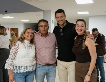 Arrecife recupera los bailes para mayores en el Centro de Día