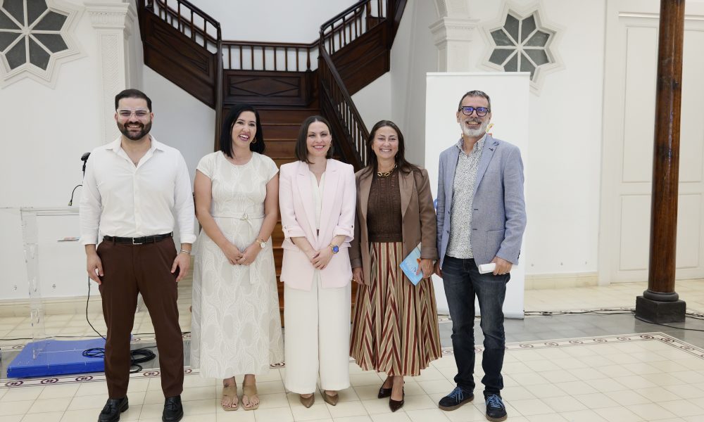 La Fiera del Libro homenajea a Félix Hormiga en Arrecife
