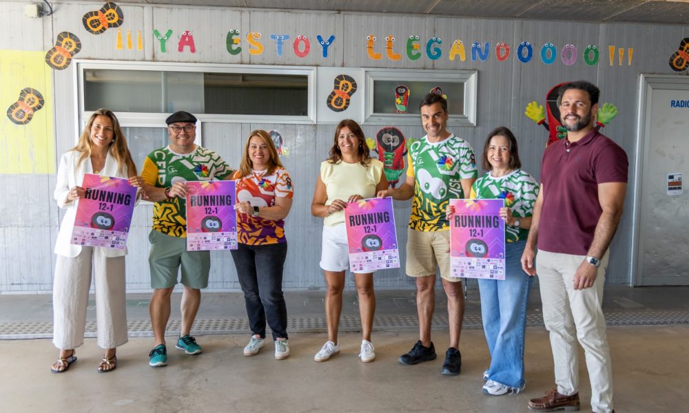 El CEIP Costa Teguise celebra la XII+I Running con más de 1.350 participantes en Playa Bastián