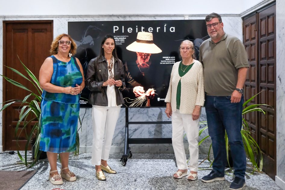 San Bartolomé homenajea a Manuela Martín Viera con “PLEITERÍA”