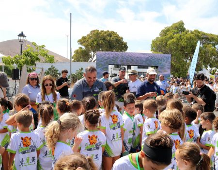 Niños participantes en la Wine Run Kids Lanzarote 2026 en Uga