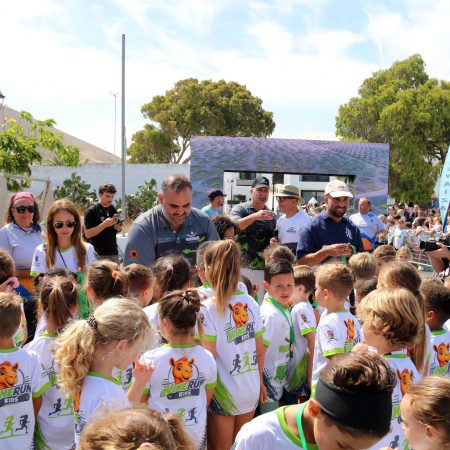 Niños participantes en la Wine Run Kids Lanzarote 2026 en Uga