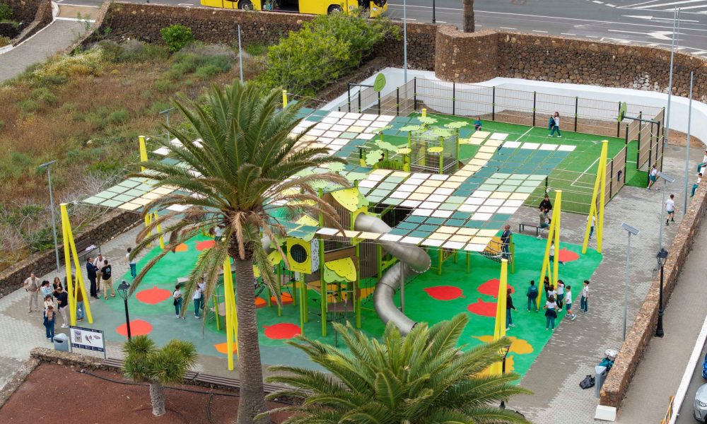 Niños en actividades lúdicas de los campamentos de verano Yaiza 2026