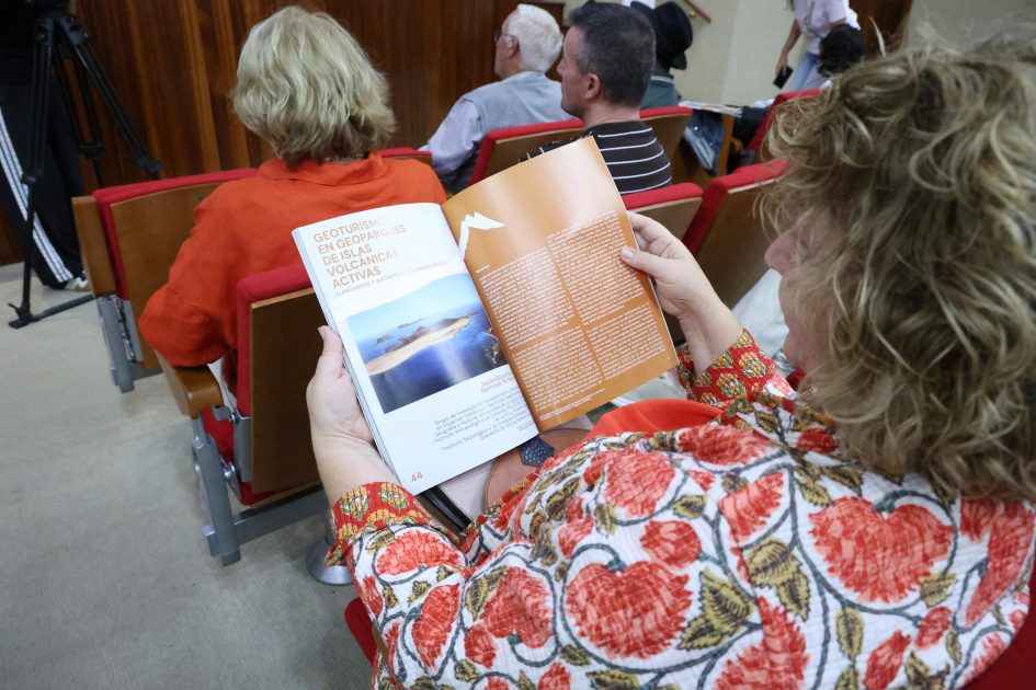 Presentada 'El Jameo', la nueva revista oficial del Geoparque Lanzarote y Archipiélago Chinijo.