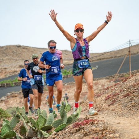 Participantes en la salida del Trail La Vegueta en Tinajo Lanzarote.