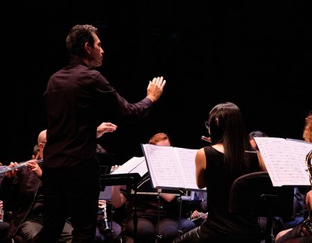 Alumnos del Centro Insular de Enseñanzas Musicales CIEM actuando en el Teatro El Salinero