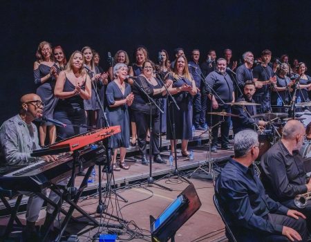 Actuación coral del grupo de música espiritual Canarias Gospel Choir en Lanzarote