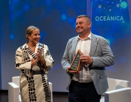 Homenaje al comercio centenario de Canarias en el foro Oceánica 2026