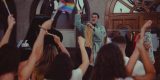 Exposición de las obras del concurso de pintura creativa en el Kiosco de la Música de Arrecife por el Orgullo LGTBI+.