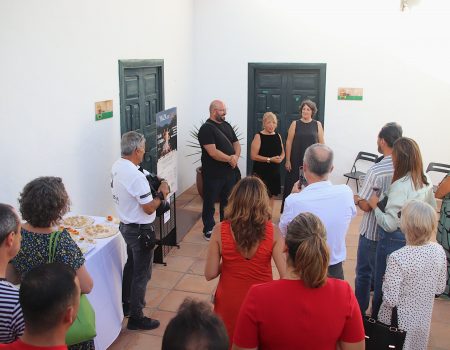 exposicion-yaiza-es-luz-rosa-garcia-fotografia, inauguracion-exposicion-fotografia-lightpainting-yaiza