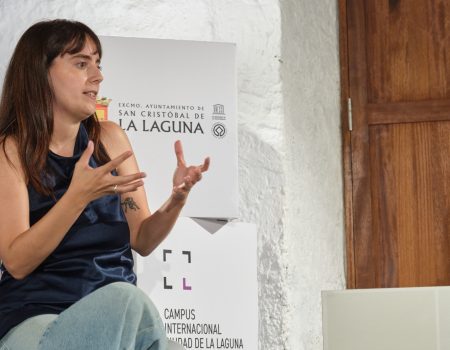 lana-corujo-y-acerina-cruz-encuentro-escritoras-canarias-la-laguna