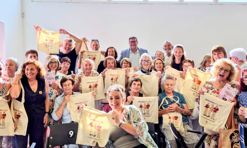 reunion-mujeres-proyecto-buchito-de-cafe-san-bartolome
