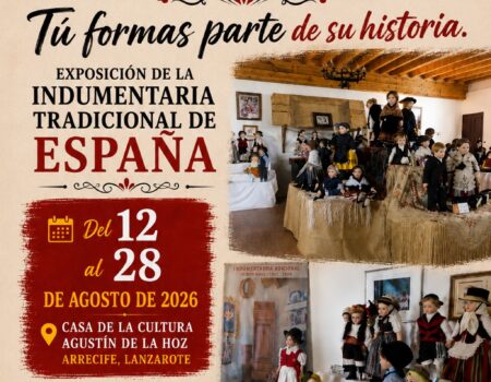 Trajes típicos exhibidos en la exposición 'Indumentaria Tradicional de España' en Arrecife.