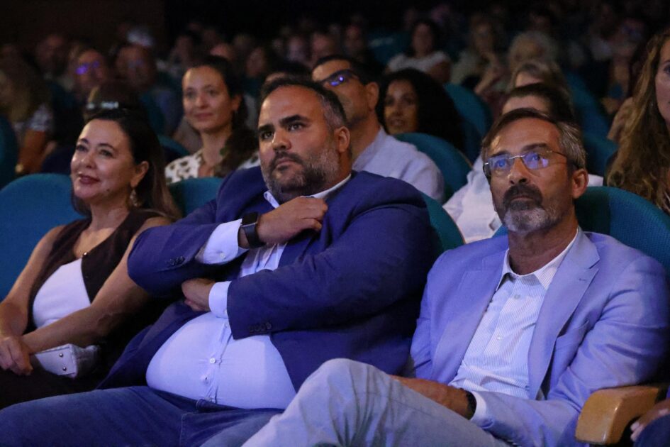El consejero Samuel Martín durante su discurso sobre la protección de la biodiversidad en Lanzarote