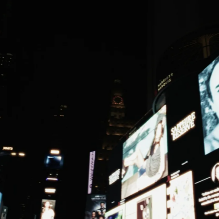 Fotograma del documental 'Las horas ciegas' sobre César Manrique en Nueva York.