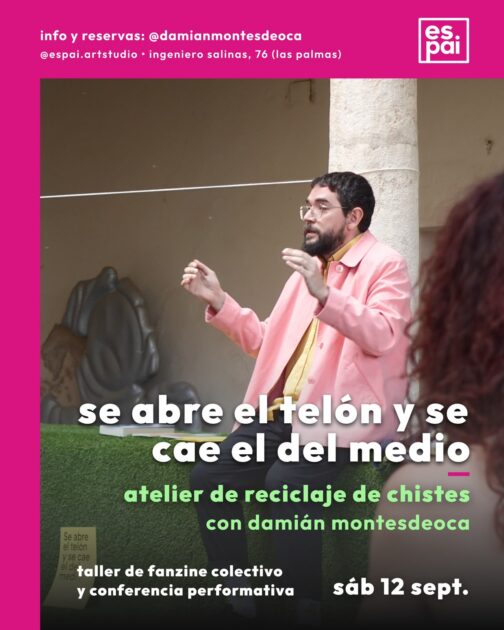 Damián Montesdeoca durante una de sus conferencias performativas sobre el humor.