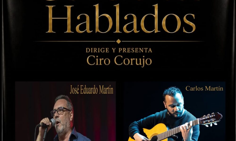 El cantador lanzaroteño Ciro Corujo durante una actuación de música tradicional canaria.