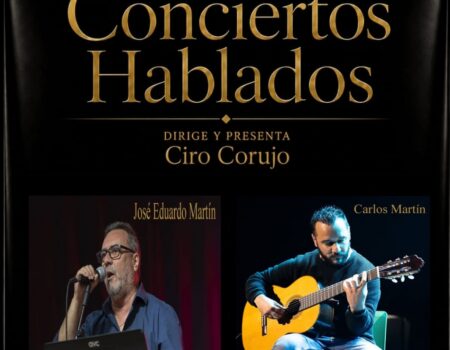 El cantador lanzaroteño Ciro Corujo durante una actuación de música tradicional canaria.