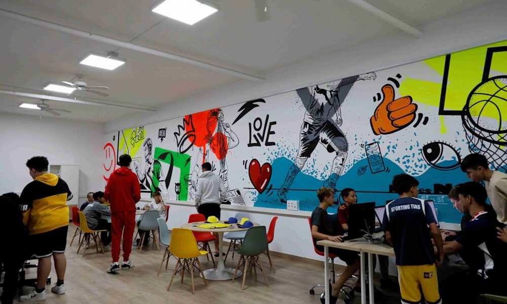Instalaciones y usuarios del Espacio Joven de Tías.