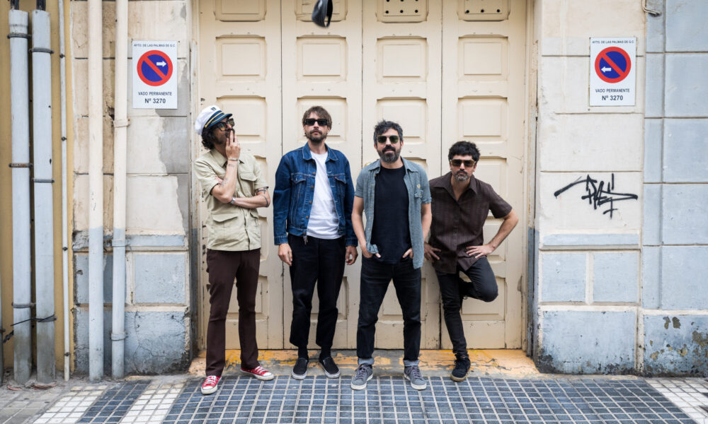 Rubén Padrón y su banda durante la grabación del primer single de TAL!!!.