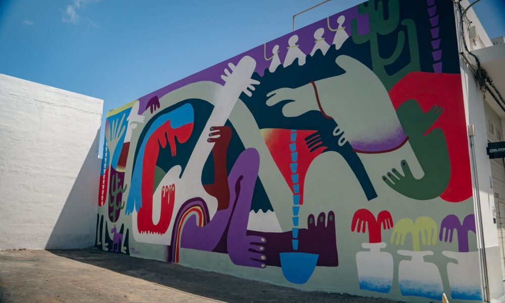 Nuevos murales artísticos sobre la cultura del agua en las calles de Argana Baja.