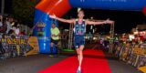 Ambiente festivo y deportivo en la Playa Blanca Music Run Night 2026.