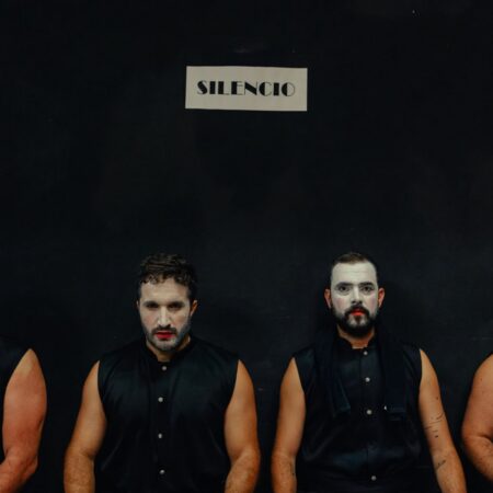 Componentes de la compañía teatral durante la presentación de la programación por el 20 aniversario de Abubukaka.