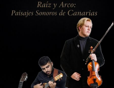 Actuación y concierto del dúo Fraute en Arrecife fusionando música de cámara y folclore canario.