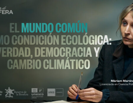 La politóloga Máriam Martínez-Bascuñán participando en el ciclo Hablemos de la Biosfera.